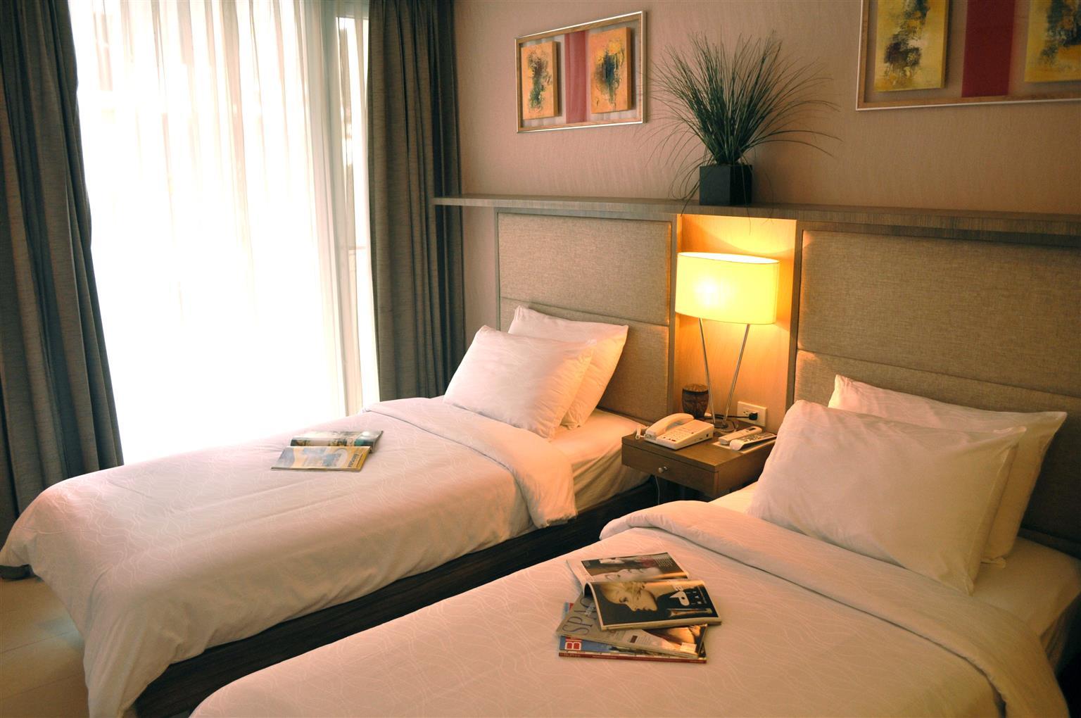 Best Western Antel Spa Hotel Suites Макати Экстерьер фото
